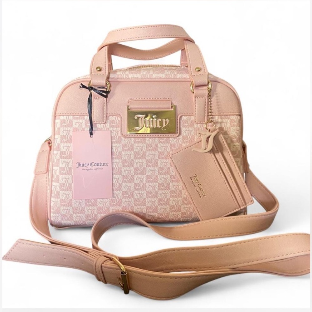 BRAND NEW - Baby Pink Juicy Couture Crossbody With Card Holder with Gold Logo 👛